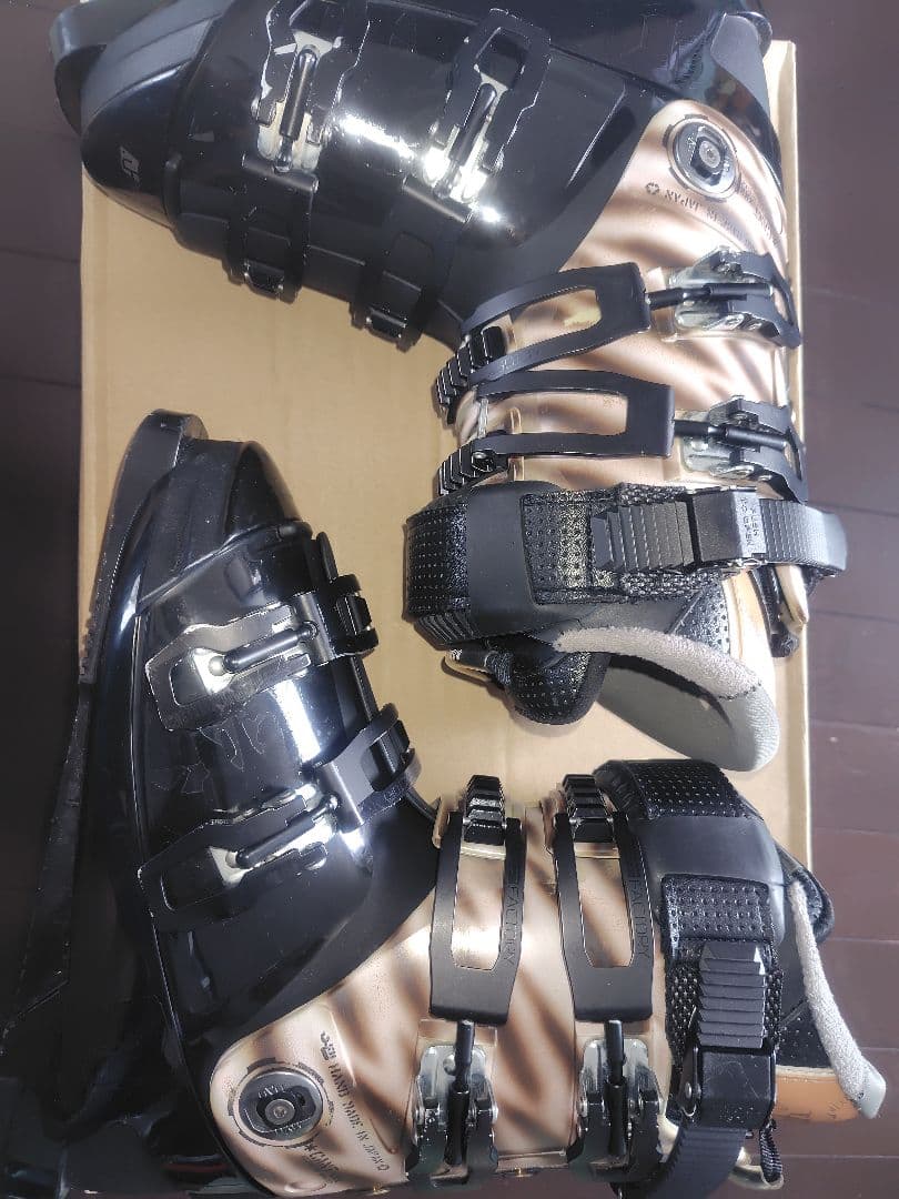 ゆうじろう　GEN FACTORY　フリースキーブーツモデル