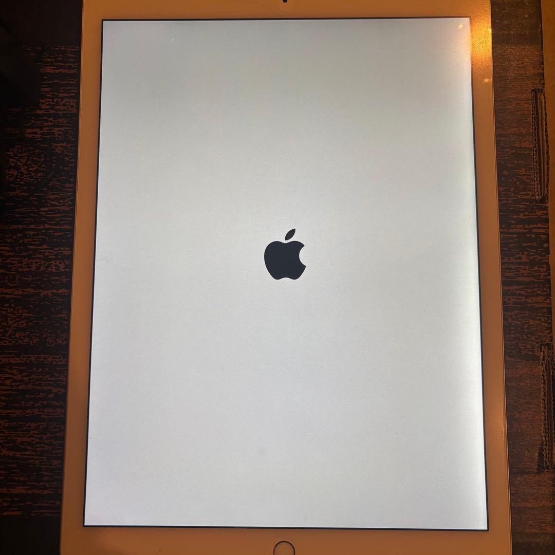 iPad Pro 第一世代　12.9 inch インチ　ゴールド　値下げ不可