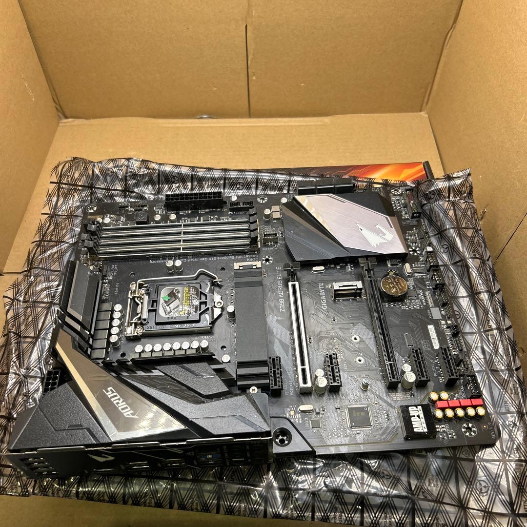 GIGABYTE Z390 AORUS ELITE ゲーミングマザーボード