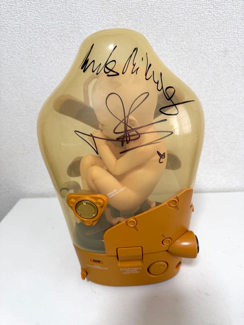 主演サイン入り DEATH STRANDING デスストランディング BBポッド