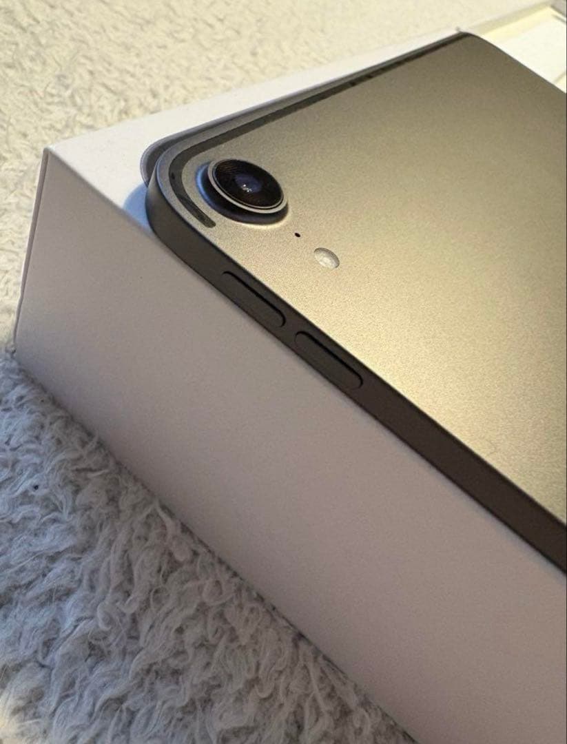 (美品) iPad Pro 11 第ー世代 256GB キーボードケース付き