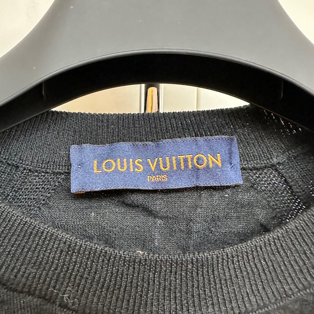 LOUIS VUITTON ブラック薄手ニットセーター