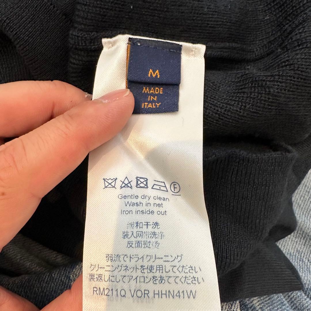 LOUIS VUITTON ブラック薄手ニットセーター