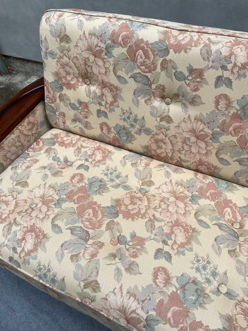 美品　カリモク　コロニアル　ソファベッド　花柄　3人掛け