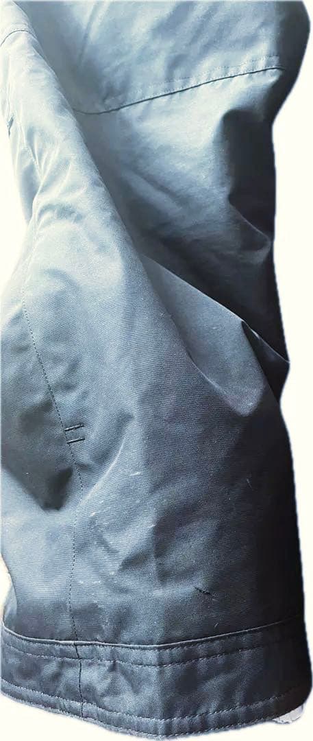 【値下げ！】デサント 子供用スキーウェア上下145〜165+ヘルメット・ゴーグル