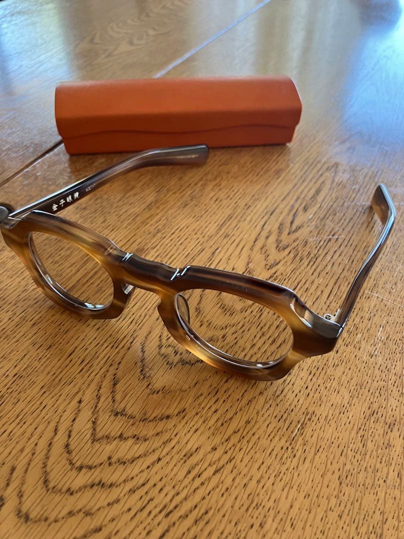 新年価格！金子眼鏡　鼈甲タイプ　サングラス
