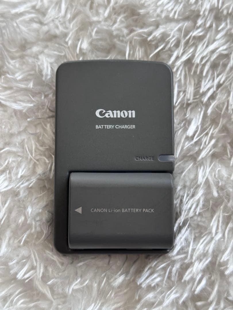 Canon EOS KISS digital X 一眼レフ 本体 18-55