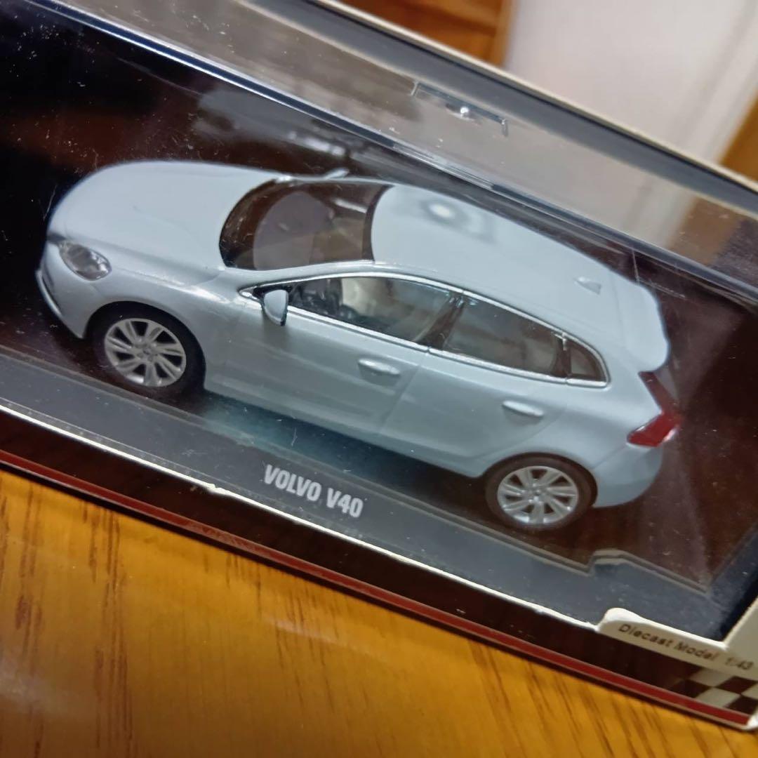 MOTORART モーターアート　ボルボ　V40 1/43