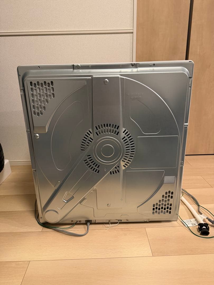 2023年製Panasonic NH D603電気式乾燥機 ホワイト　台付き
