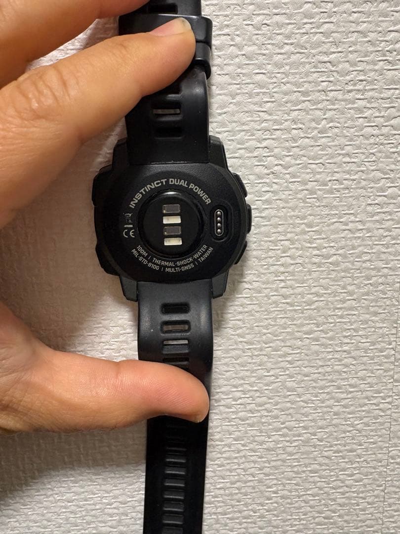 週末値下げ！　GARMIN INSTINCT DUAL POWER