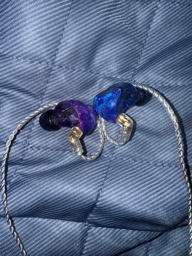 qdc uranus リケーブル可能 有線イヤホン