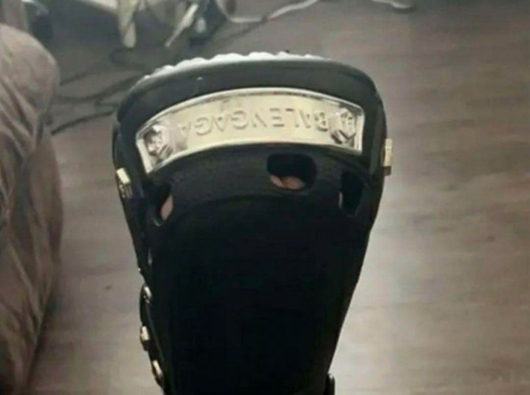 y2k　バレンシアガ　サンダル　クロックス