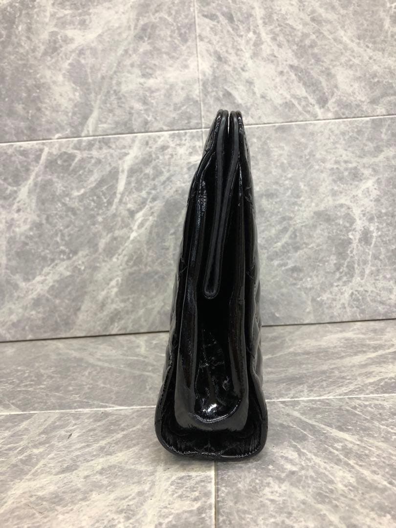 CHANEL ココマーク パテントレザー クラッチバッグ 17番台