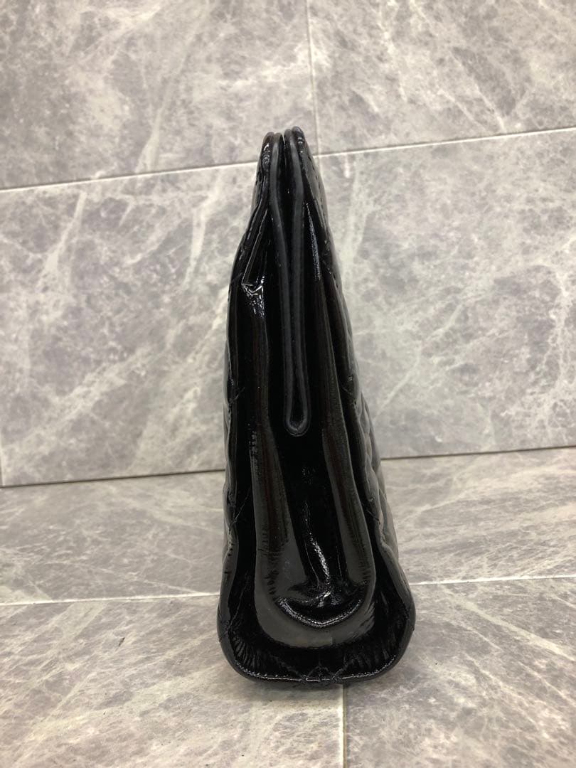 CHANEL ココマーク パテントレザー クラッチバッグ 17番台