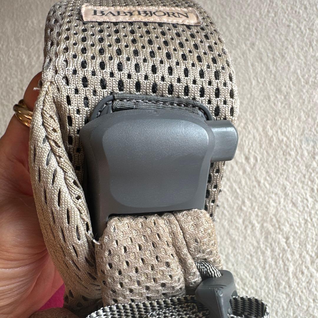 箱あり ベビービョルン 抱っこ紐 ワンカイグレーベージュ 美品