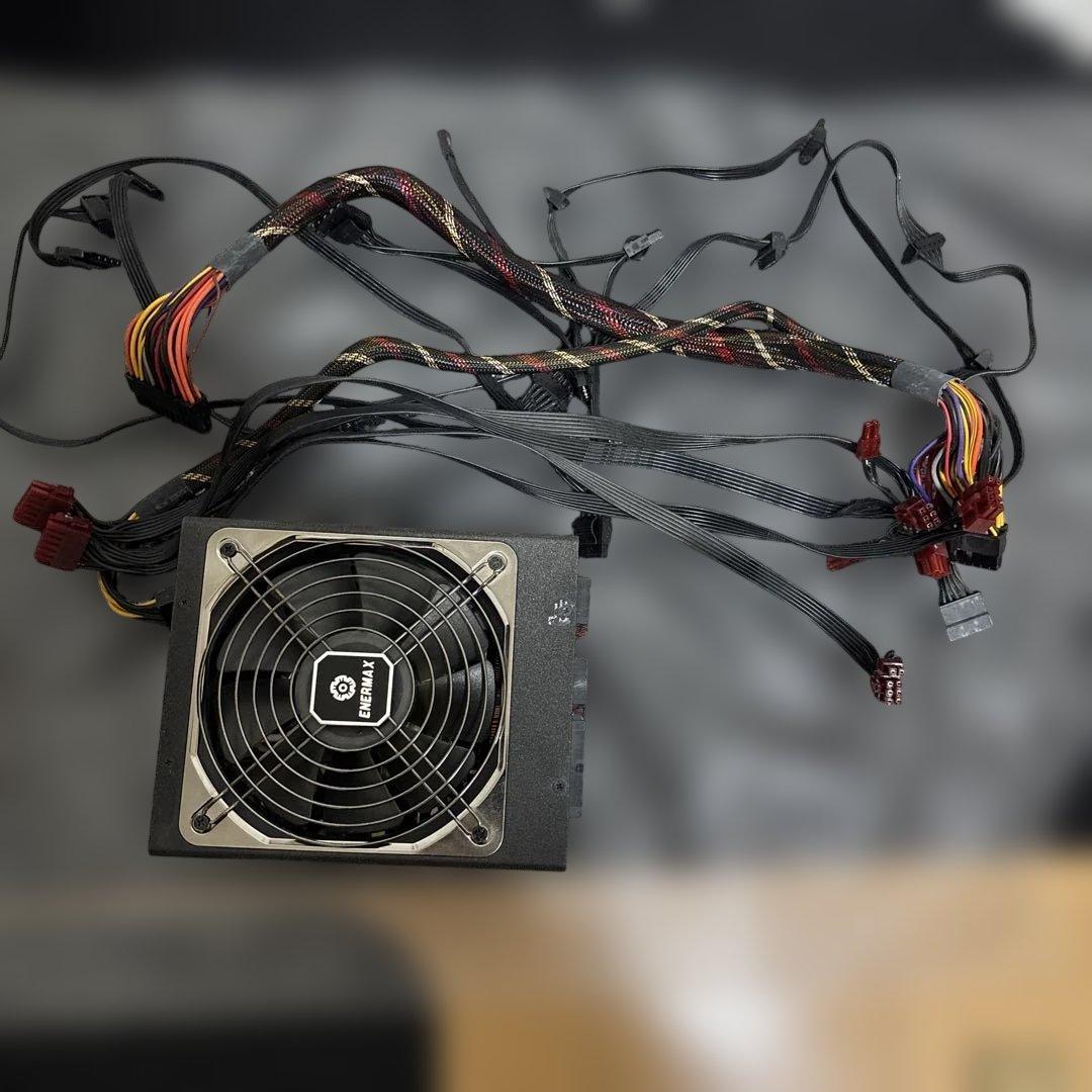［中古品］Enermax Platimax 電源ユニット(1350w)