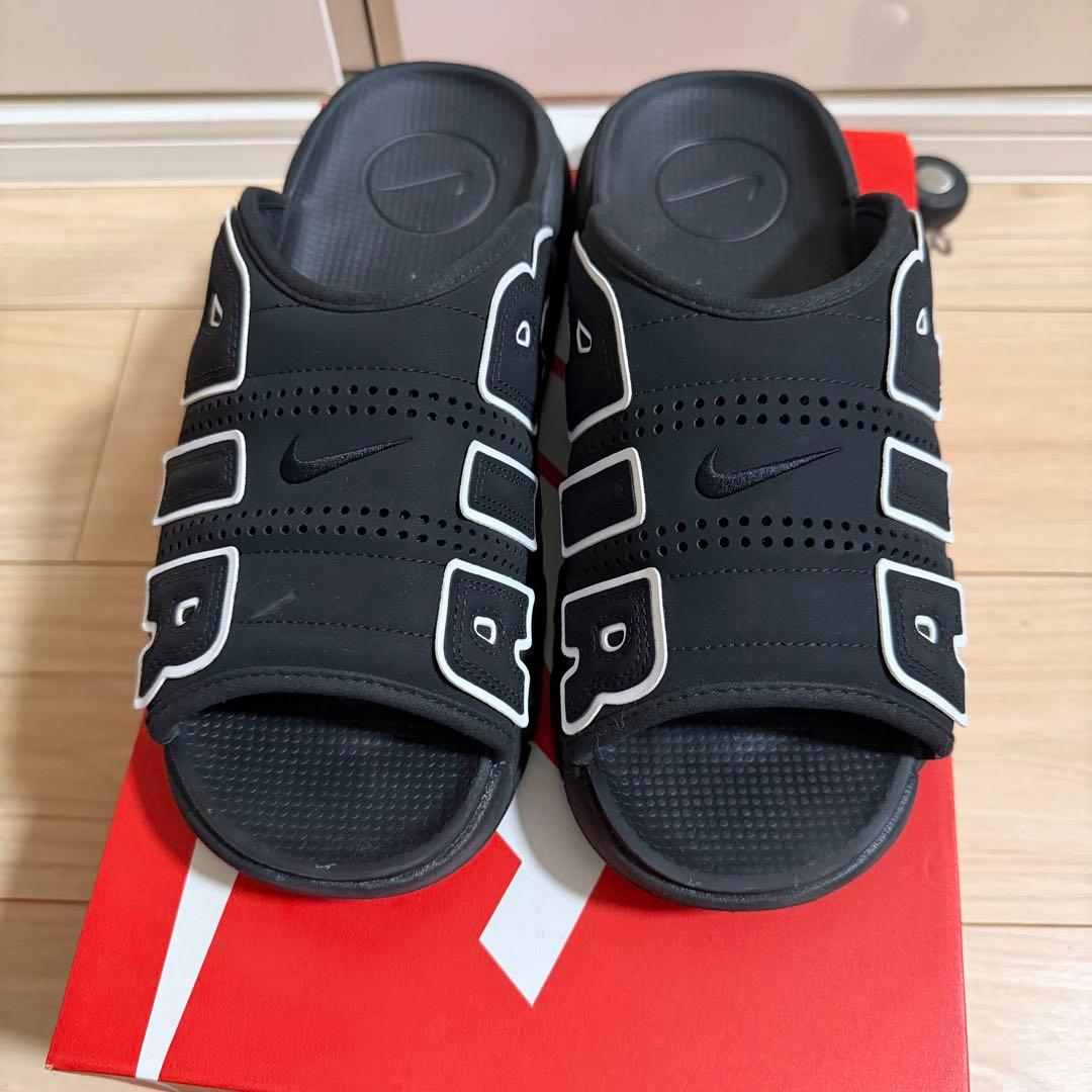Nike Air More Uptempo Slide モアテンサンダル