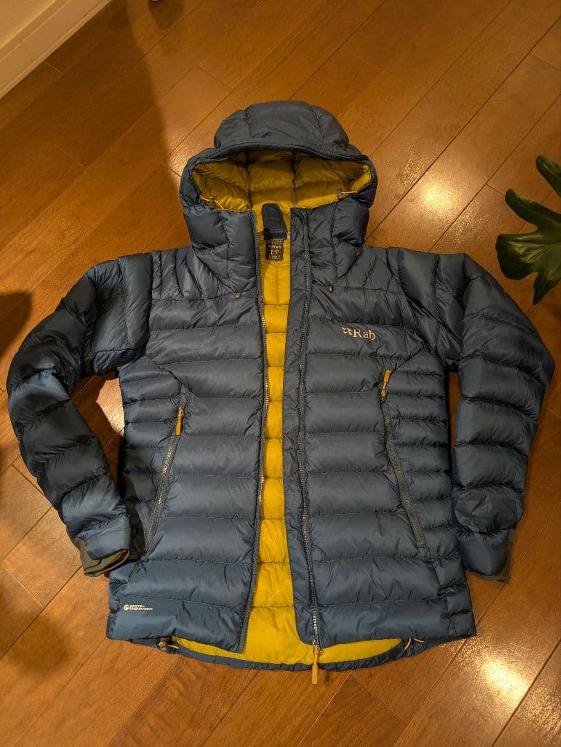 Rab ダウンジャケット M 青/黄色