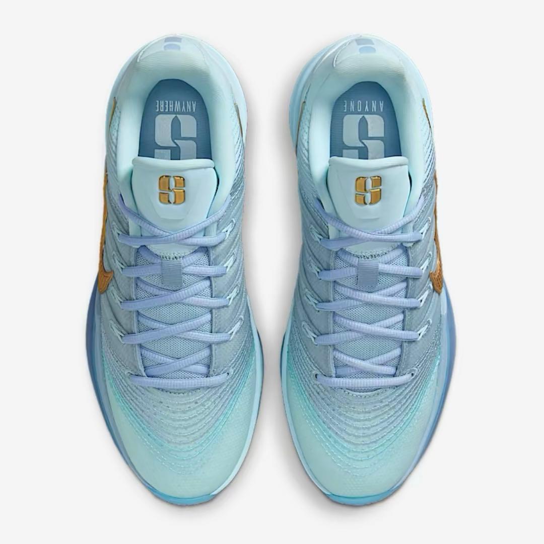 【新品・未使用】Nike サブリナ3