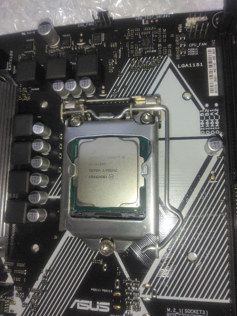 マザボ B365-PLUS,CPU i5 9400F,メモリddr4 8gb 2