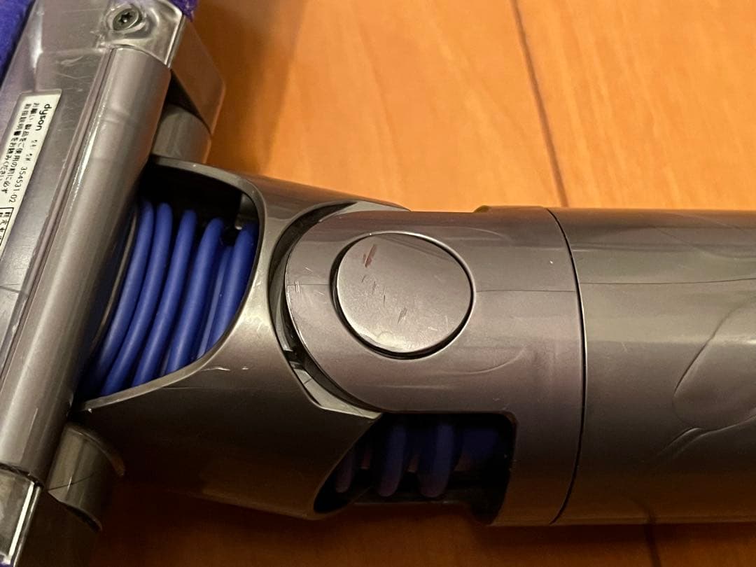 ダイソン　デジタルスリム　sv18 スリムクリーナーヘッド　分解整備品①