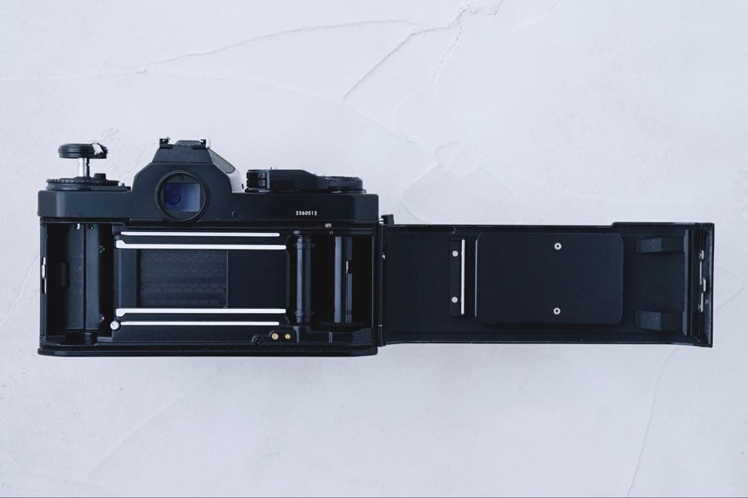 完動品 ◉ Nikon FE2 単焦点レンズ付き フィルムカメラ