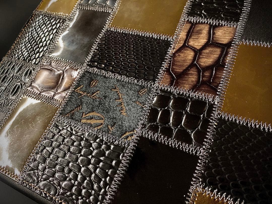 【週末SALE】アビステ ABISTE ミケランジェロ iPadケース