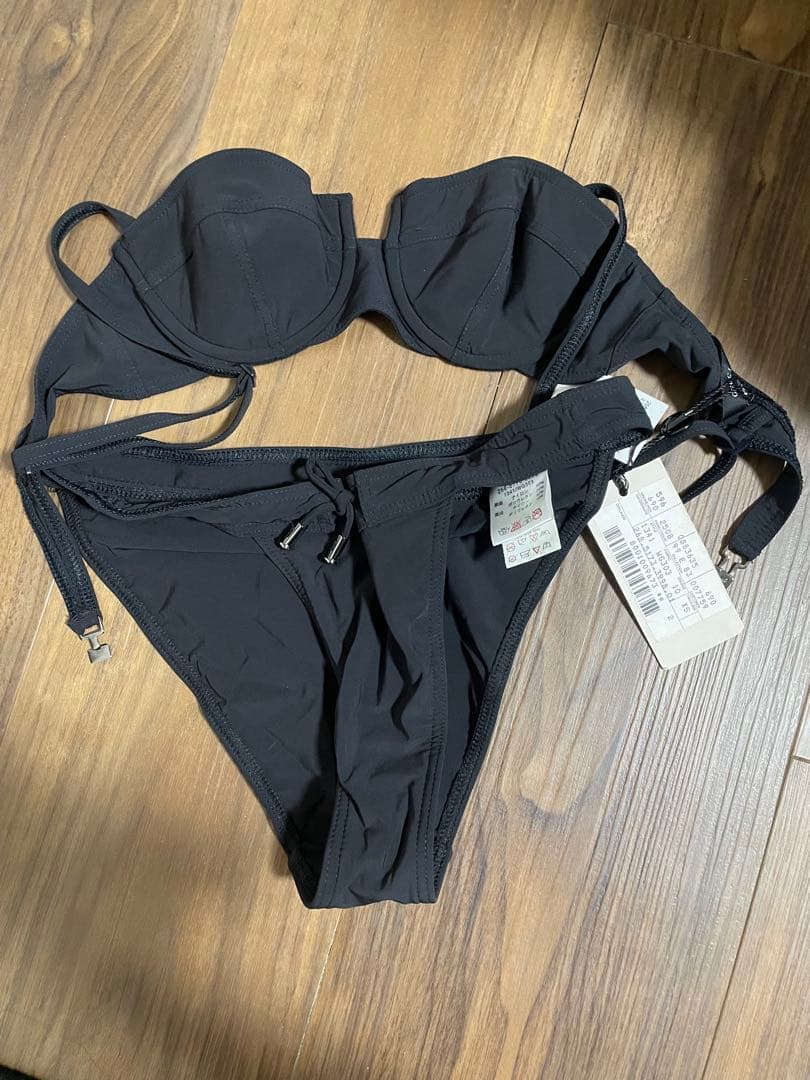 激レア！GUCCI ブラック セパレートビキニ