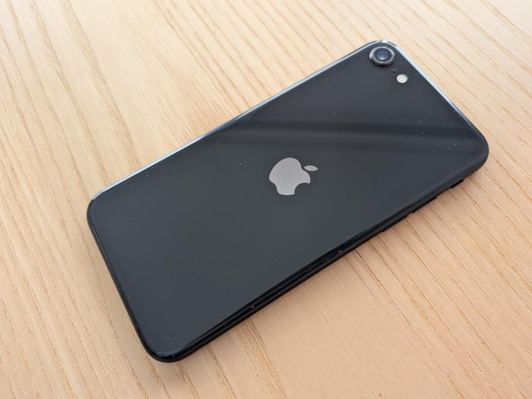 iPhone SE 第2世代　64GB ブラックSE2