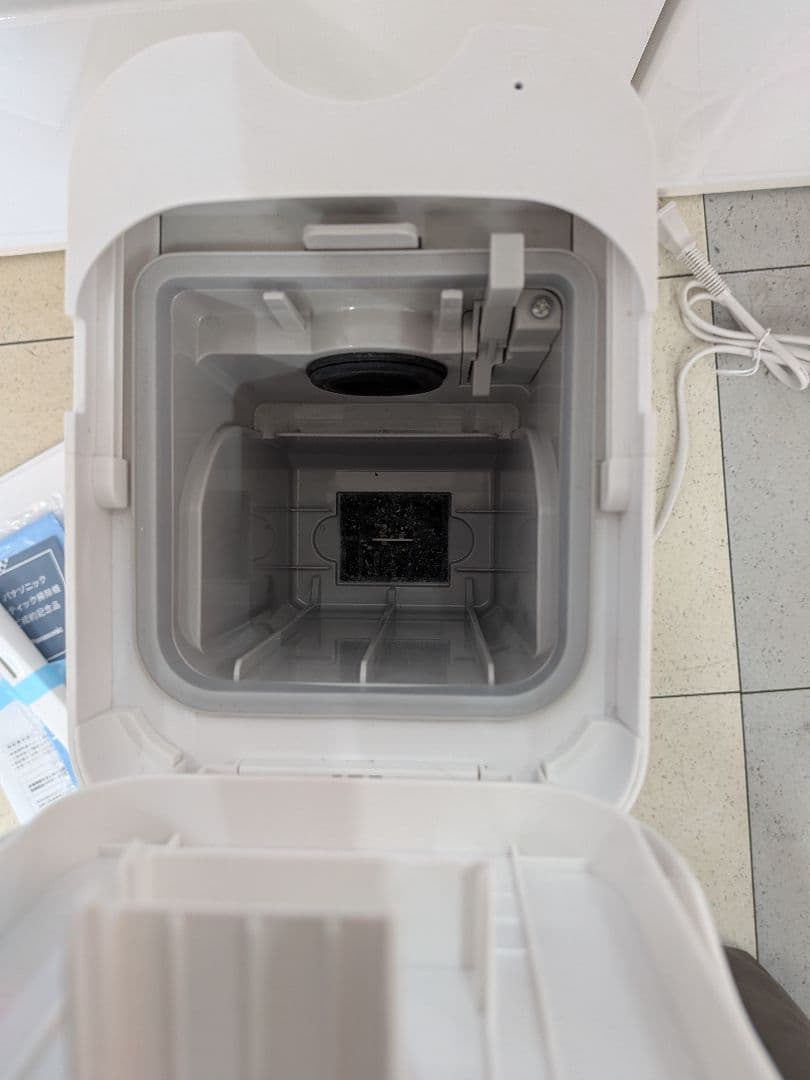 Panasonic セパレート型 MC-NS100K-W 自動ゴミ収集ドッグ