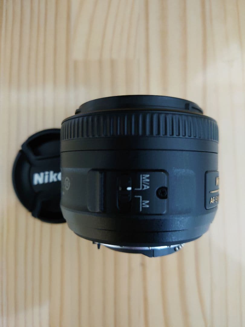 Nikon ニコン AF-S DX NIKKOR 35mm F1.8G フード付