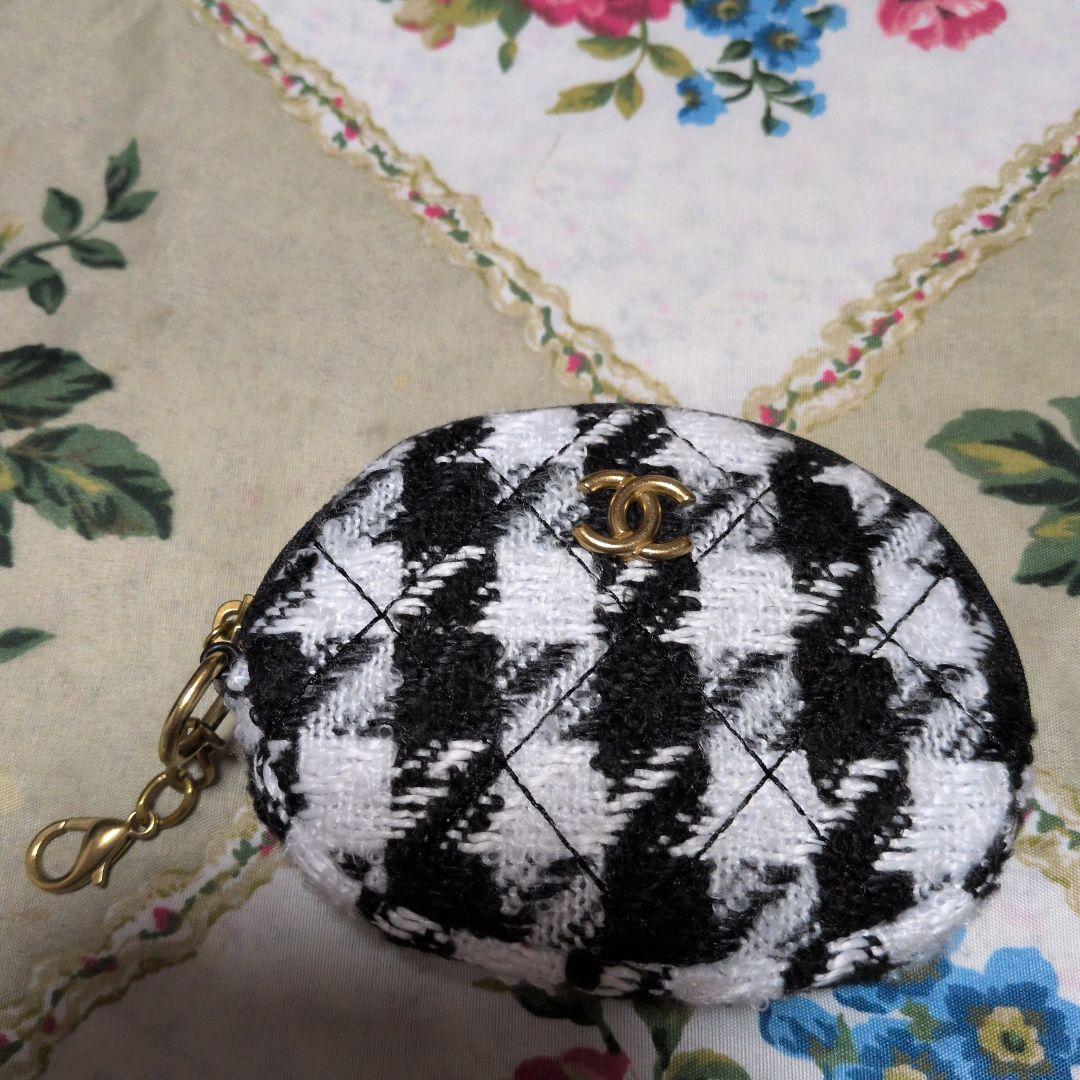 シャネルノベルティポーチ