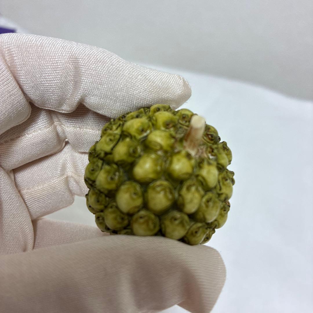 置物 Harmony Kingdom Frogberry Ivory