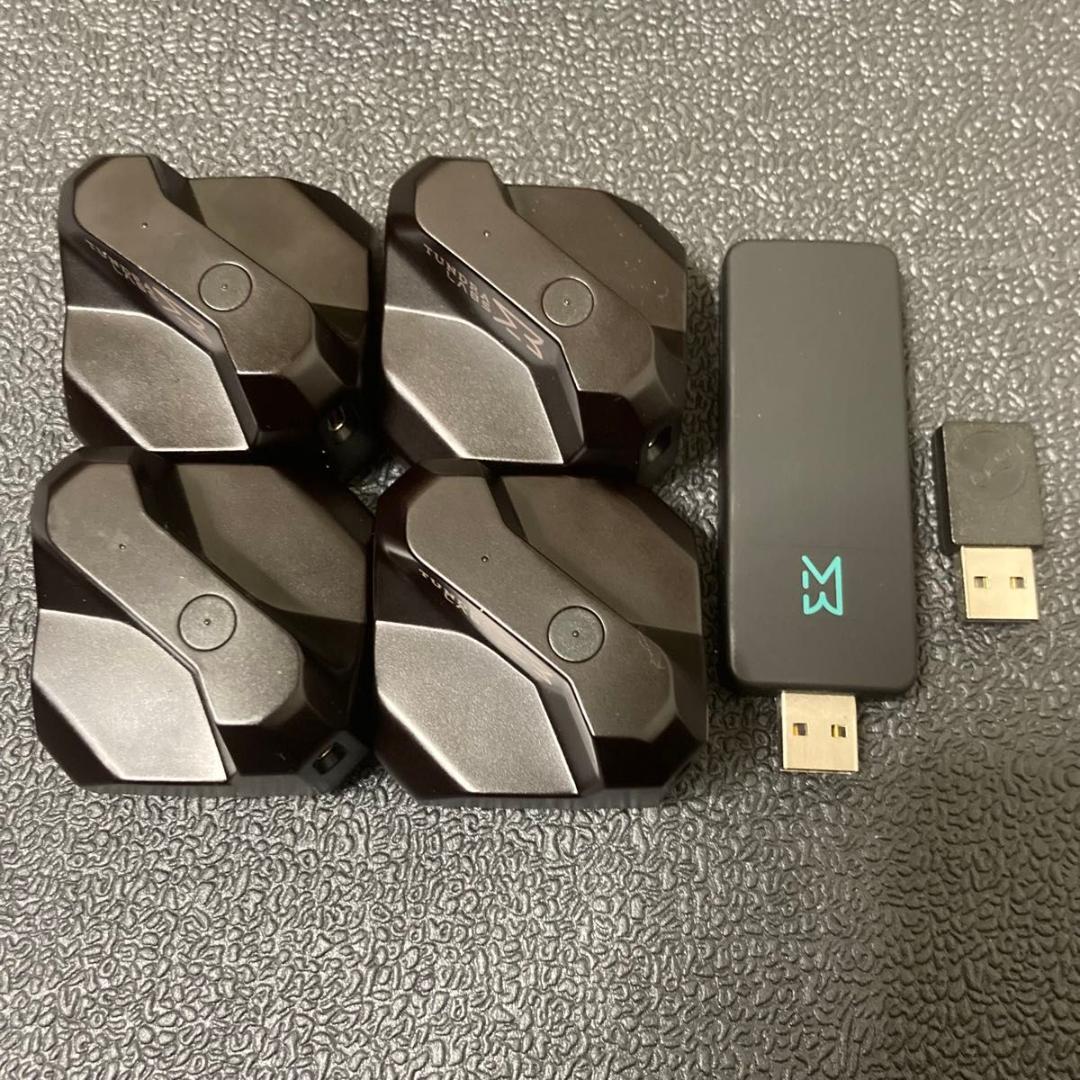 Tundra Tracker 4個 ＋SW3ドングル＋SteamVRドングル