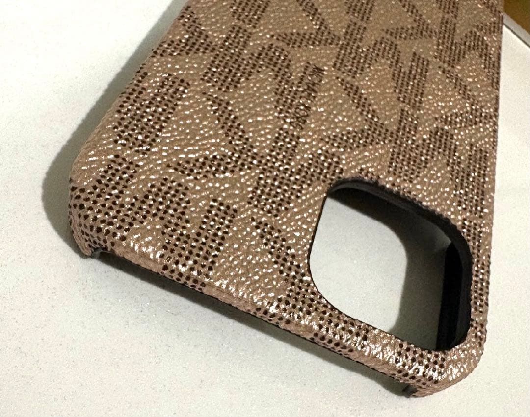 ☘️値引き大歓迎☘️正規品マイケルコースiPhone13 対応 ケース ローズ ロゴ