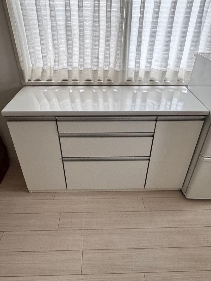 東京インテリア　ホワイト 引き出し式収納キャビネット　キッチンカウンター