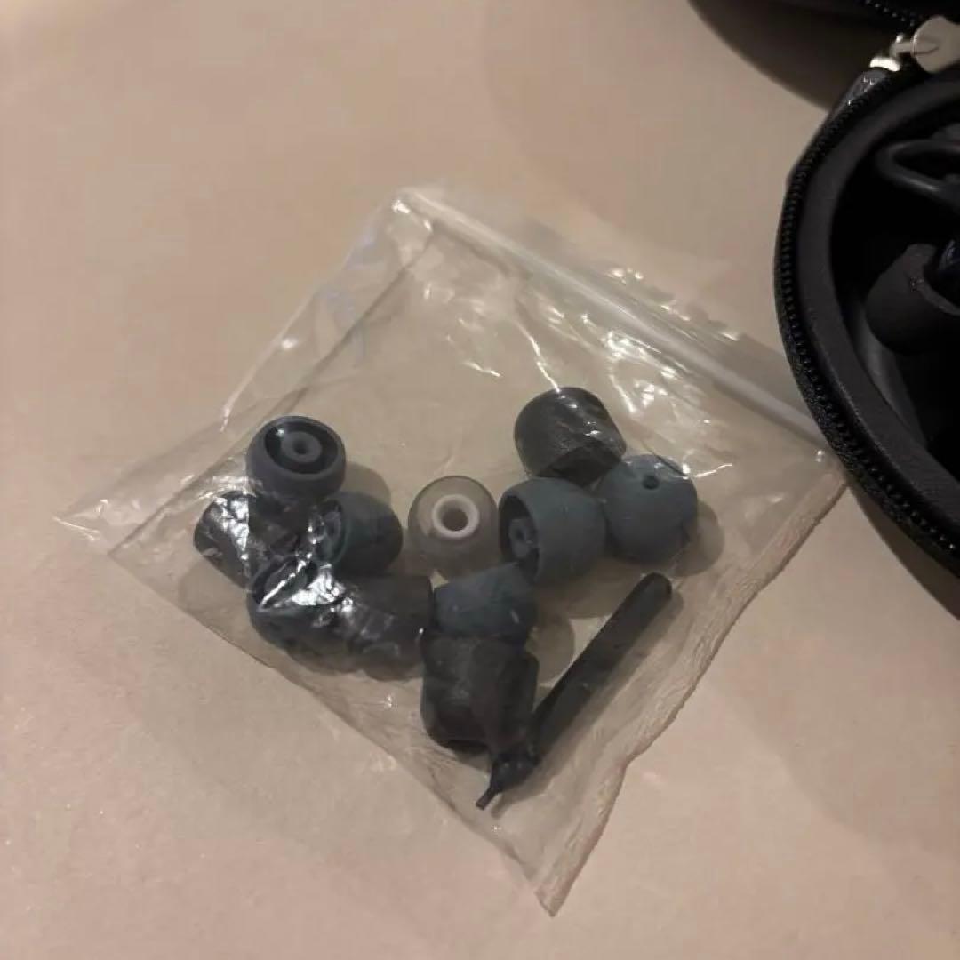 SHURE 完全ワイヤレスイヤホン AONIC 215（第2世代）