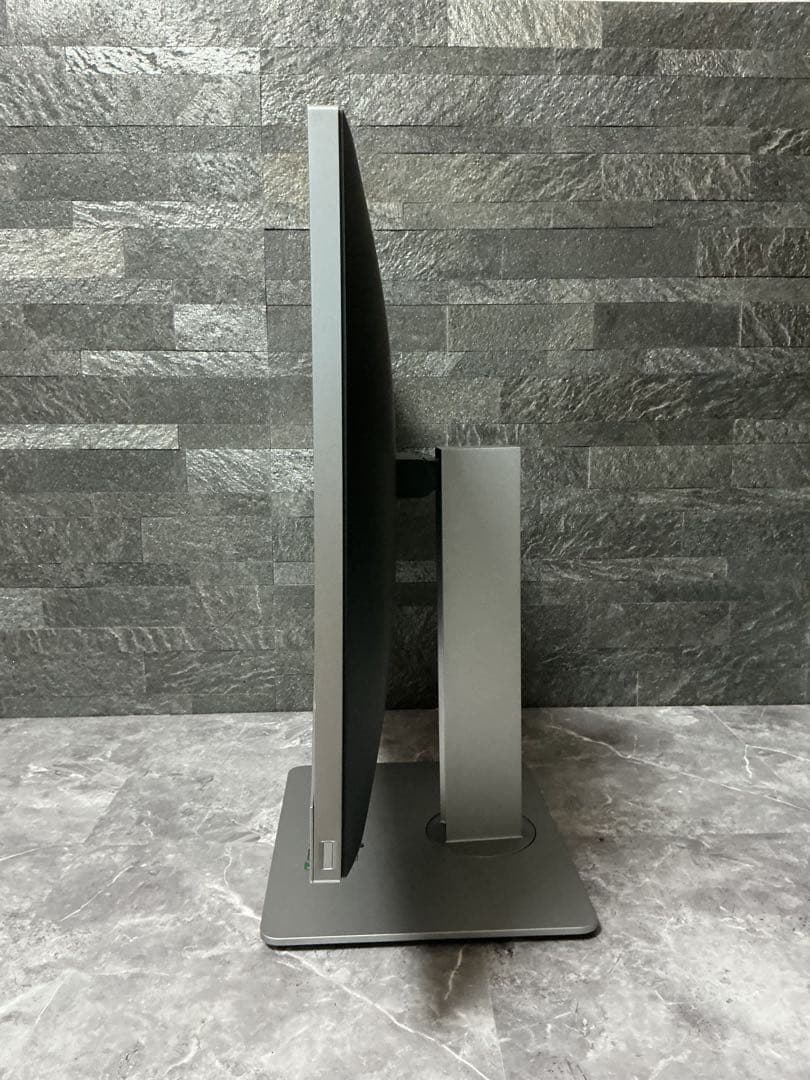 ✨美品✨HP✨EliteOne✨corei5✨第９世代✨新品SSD✨メモリ16✨