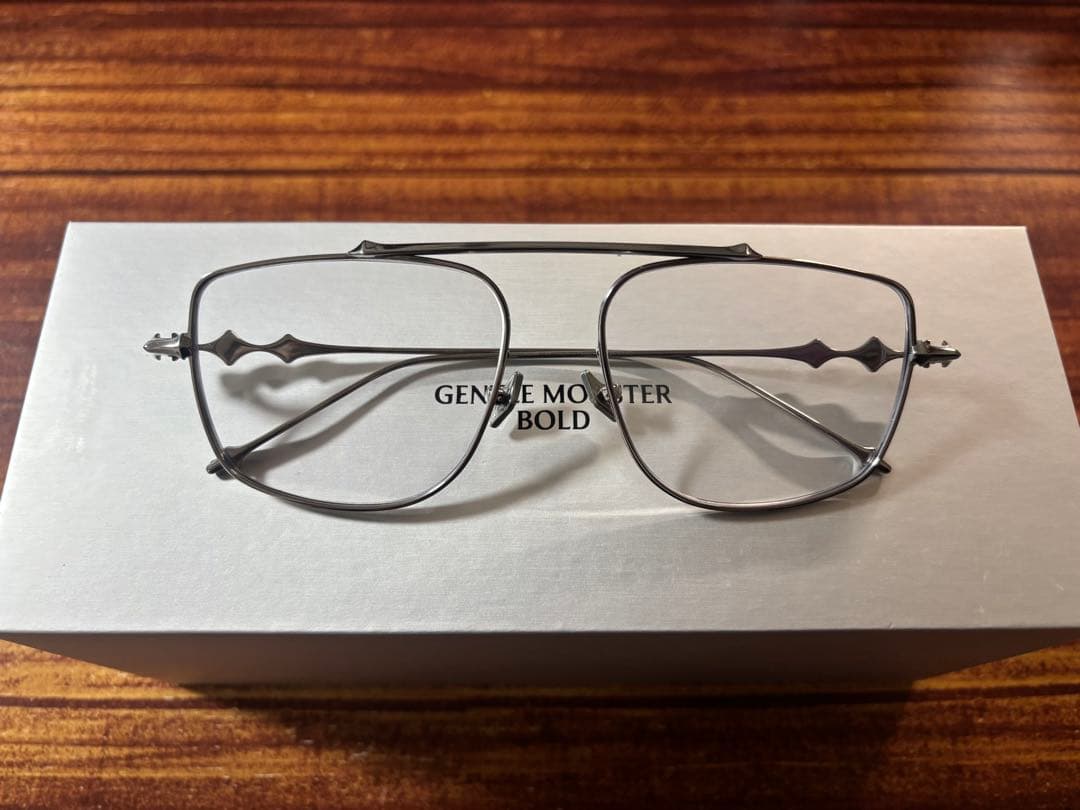 GENTLE MONSTER Martin 02 シルバー