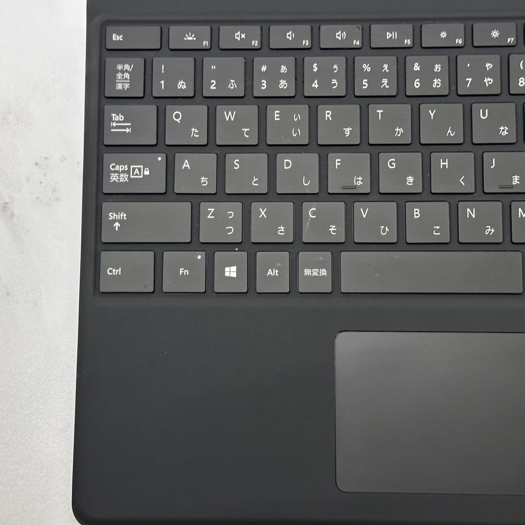 【準新品】Surface Pro8 Corei5/8/256