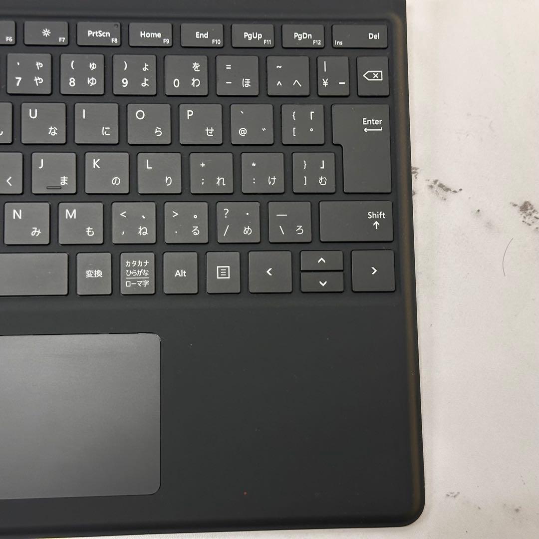 【準新品】Surface Pro8 Corei5/8/256