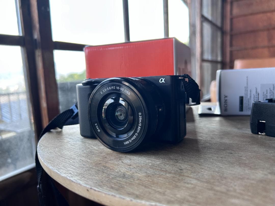 SONY α ZV-E10 デジタル一眼カメラ SDカード,保証,バッテリー付