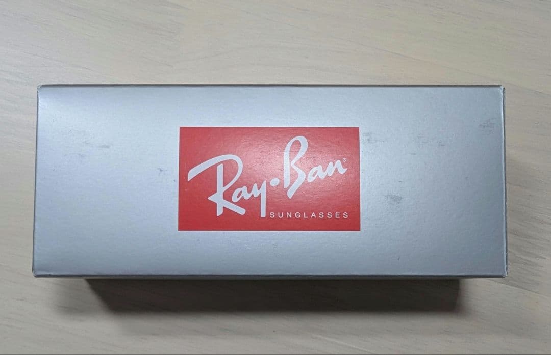 小物 Ray-Ban WAYFARER OVAL OVY