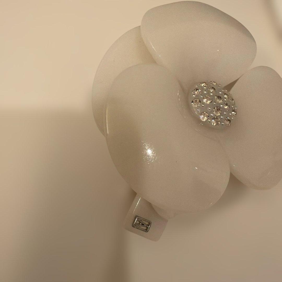 ALEXANDRE DE PARIS カメリア　ヘアバレッタ