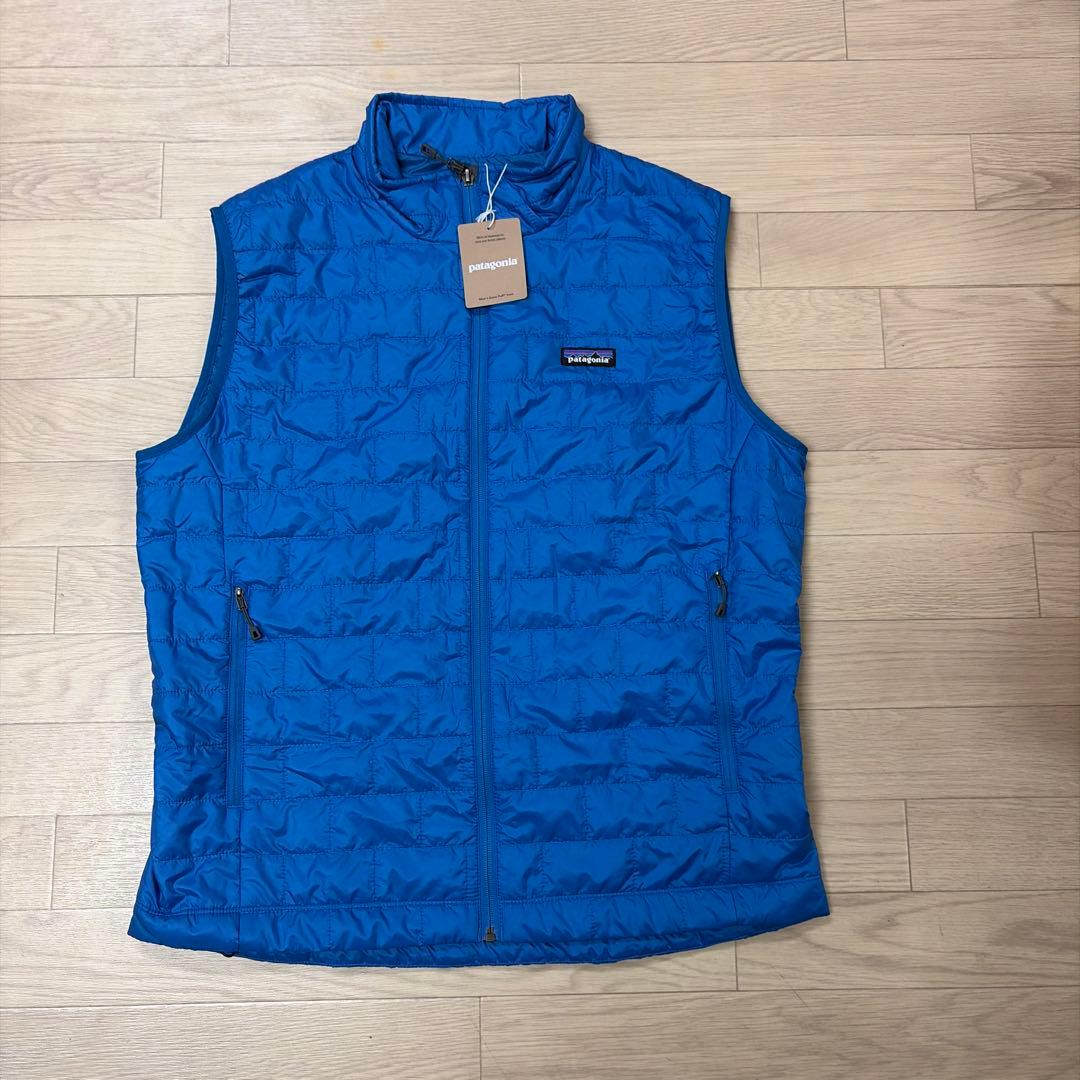 クリスマス限定　未使用　patagonia Nano Puff Vest