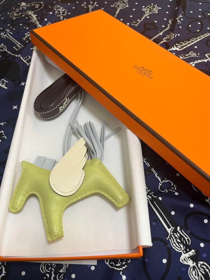 HERMES ペガサスPM ジョーヌブルジョン／ブルーブリュム／ナタ