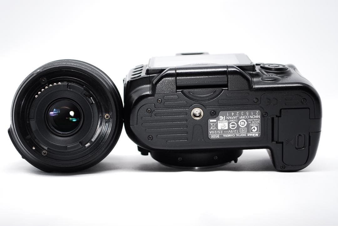 スマホ超えの描写力✨感動の一枚を✨Nikon D5000✨一眼レフカメラ✨