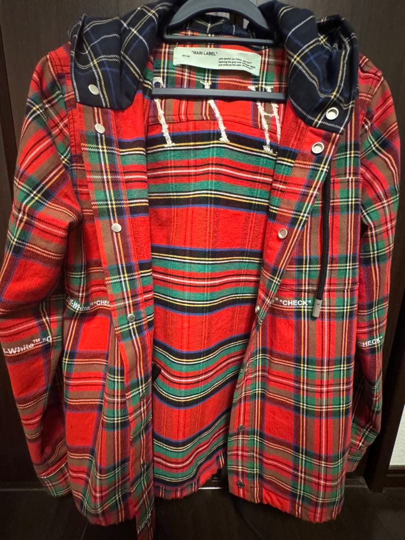 off-white チェックブルゾン　マホト着用