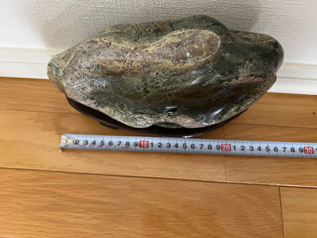 蛇石　天然石　パワーストーン　台座付き