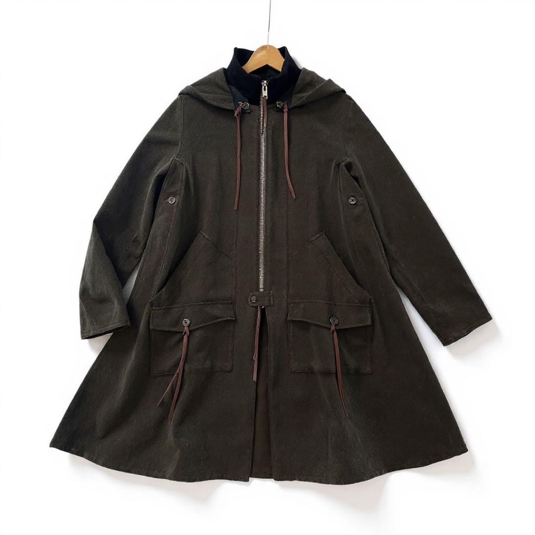 み*る様 フード付きダークグリーンケープコート